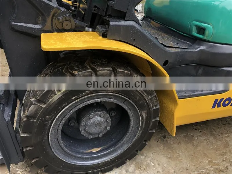 Diesel forklift used komatsu good working efficiency two mast lifting machinery for sale