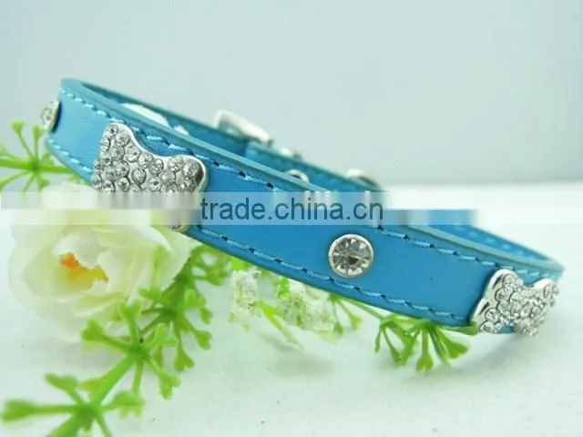 Pet collar manufacturers selling Crystal bone decoration dog collar