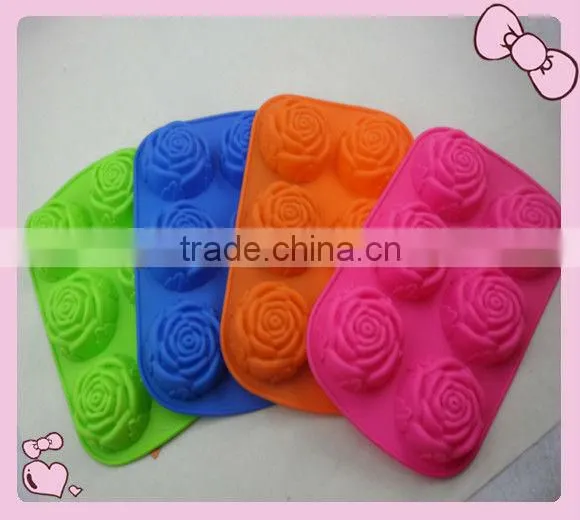 cartoon shaped silicone cake mould