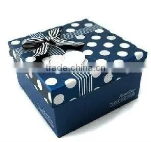 Customized paper box with ribbon
