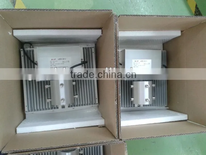 IP65 40w LED residential street lights on high lighting pole