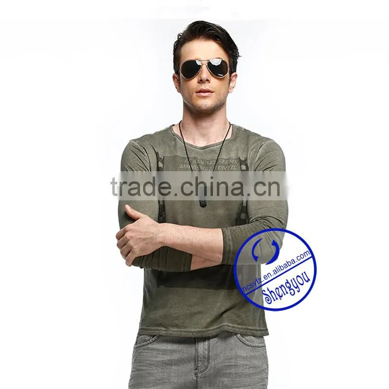 2015 China supplier custom long sleeve mens print t-shirt wholesale clothing