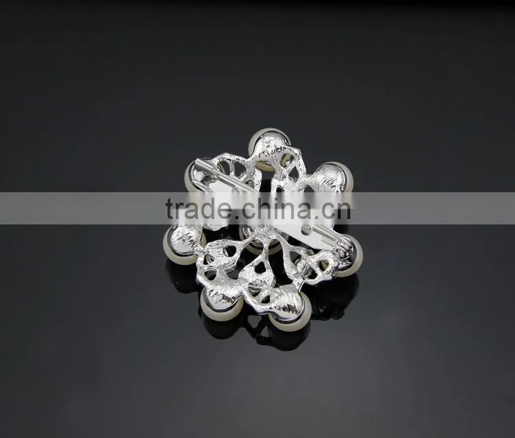 2015Hot style Elagant jewelry Fashion brooch simple brooch silver snowflake pearl crystal rhinestone brooch pin