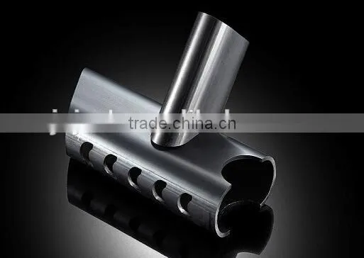 cnc steel/metal pipe laser cutter machine automatic feeding and unloading