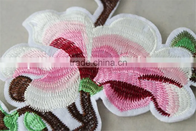 beautiful pink color wild peach flower embroidery patch fashion applique polyester logo patches for garment