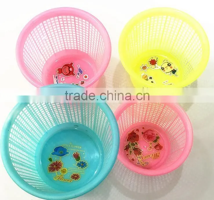 Durable plastic mesh 14L waste bins perforated plastic trash can