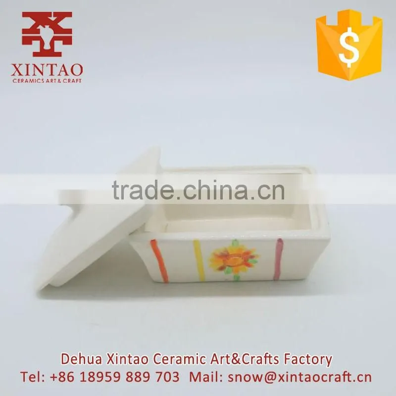 American Style BOX Scroll White Flower Square Ceramic Box