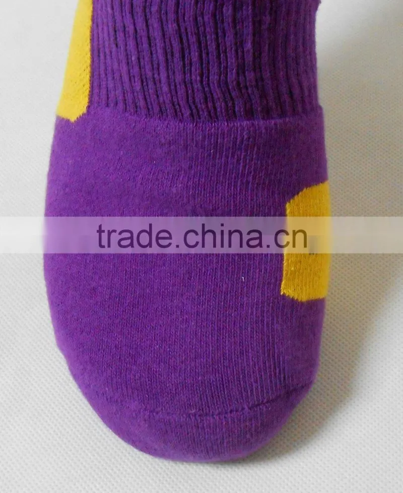 Men custom Dri fit Elite basketball crew socks