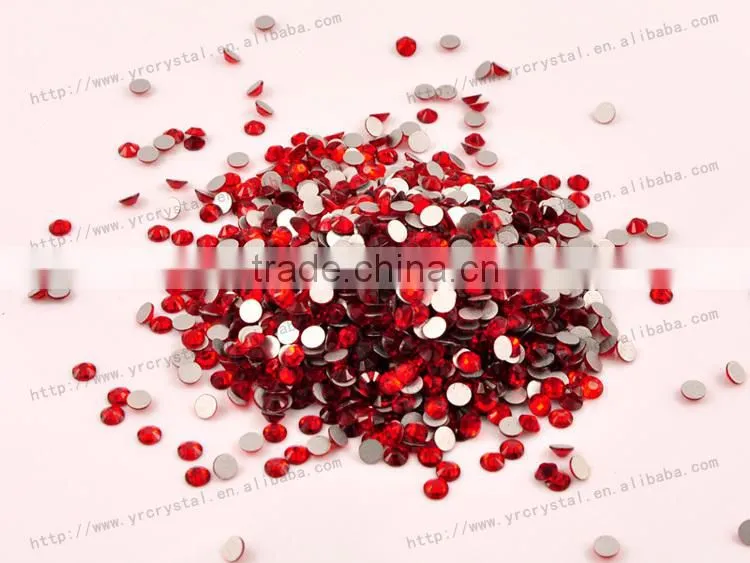 Round shape light siam color silver foiling rhinestone crystal flat back