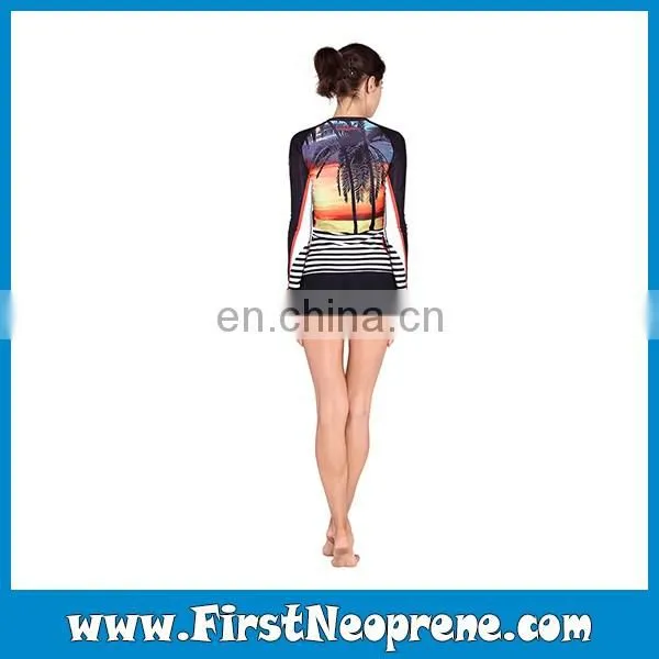 Beach View Print Stylish Sun Clothing Ladies Rashguard