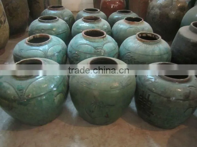 Chinese antique green ceramic storage jar