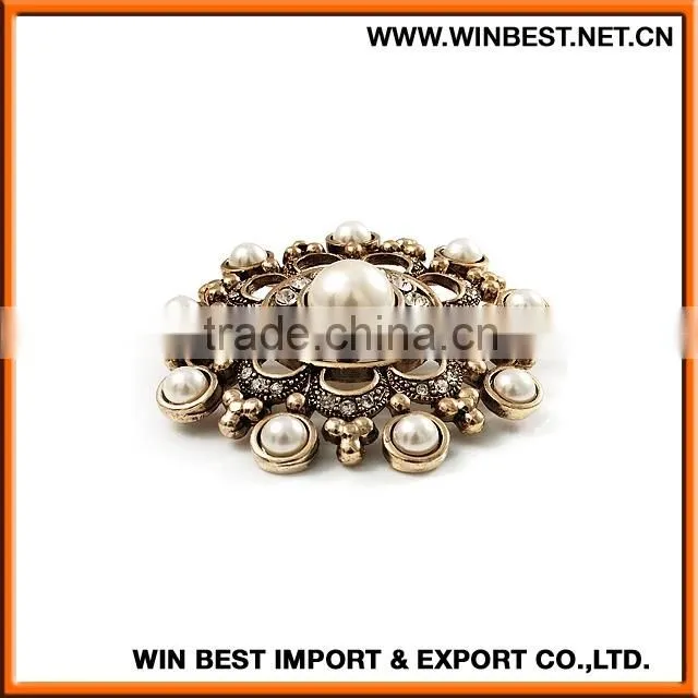 2015 New design fancy brooch, cheap bulk brooch,rhinestone wedding brooch