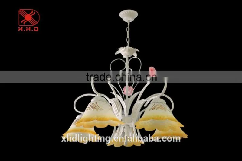 Showroom a Coozen Retro European whole sale chandelier pendant light fixture