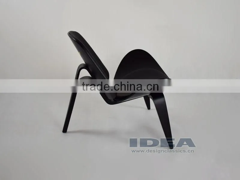 DC6018 Replica Hans Wegner Shell Chair - Black Shell/Black Leather pad
