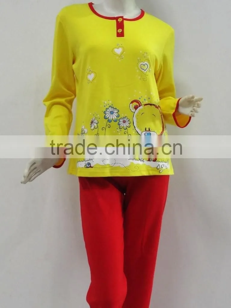Atmospheric cartoon cute bear round collar pajamas women
