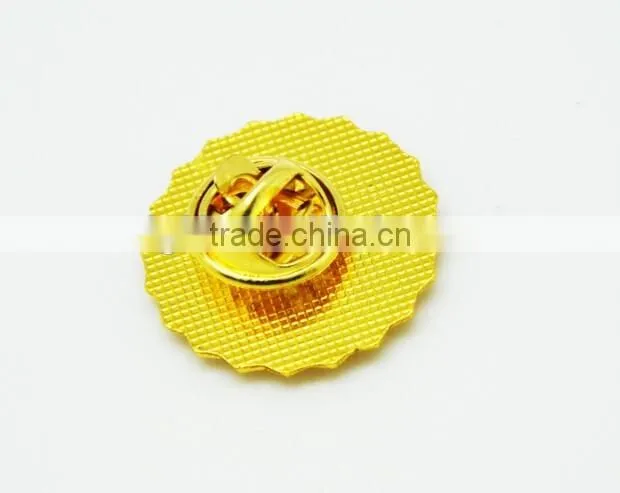Wholesale cheap gold plated souvenir metal badge