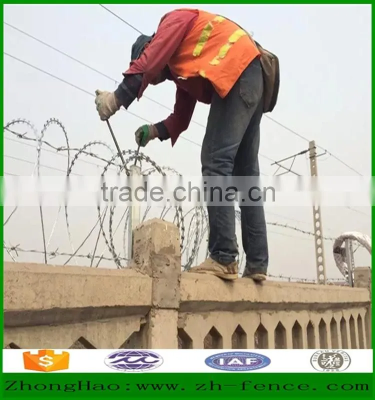 High quality low price outdoor using concertina razor barbed wire security fence