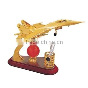 Wholesale cheap Zinc alloy airplane models with wooden base for gift/souvenir