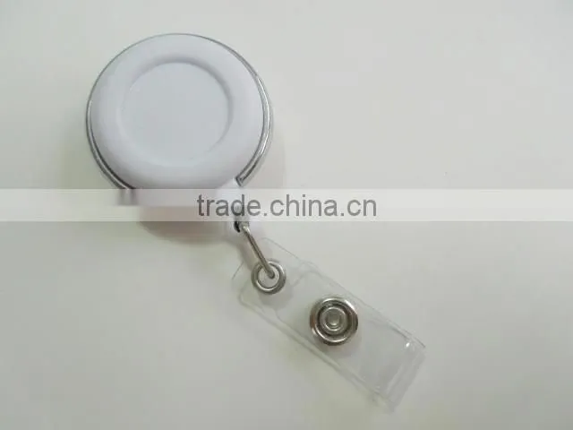 Round shape id retractable reel badge holder