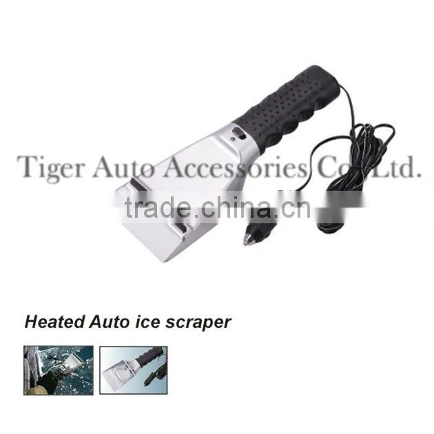 Headted auto ice scraper