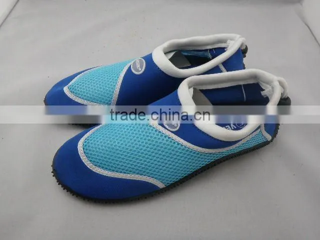 wholesale water shoes walk on aqua water shoes