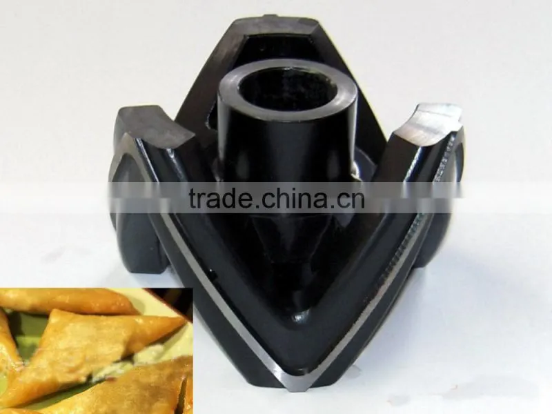 DUMPLINGS MAKING MACHINE