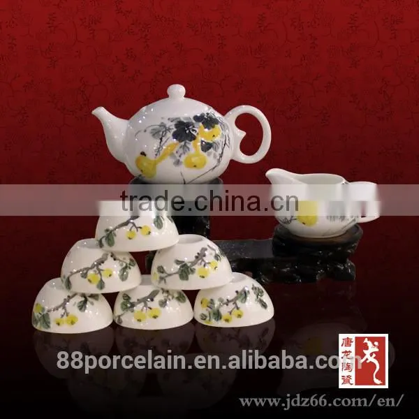 Delicate design high quality blue and white porcelain famous tea set for home hospitality