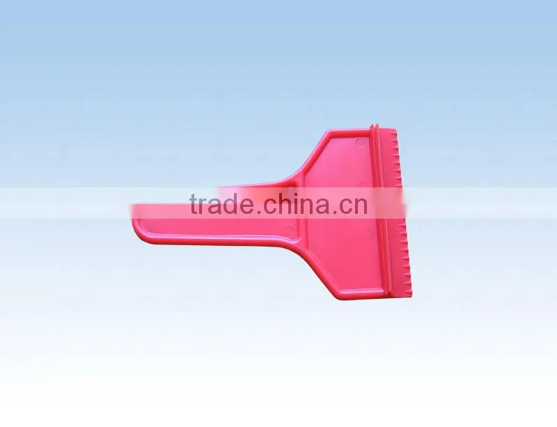promotional cute cheap plastic hand car/boat window ice scraper with tpr water blade