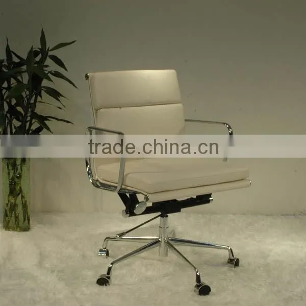 Master desingn black leather office chair
