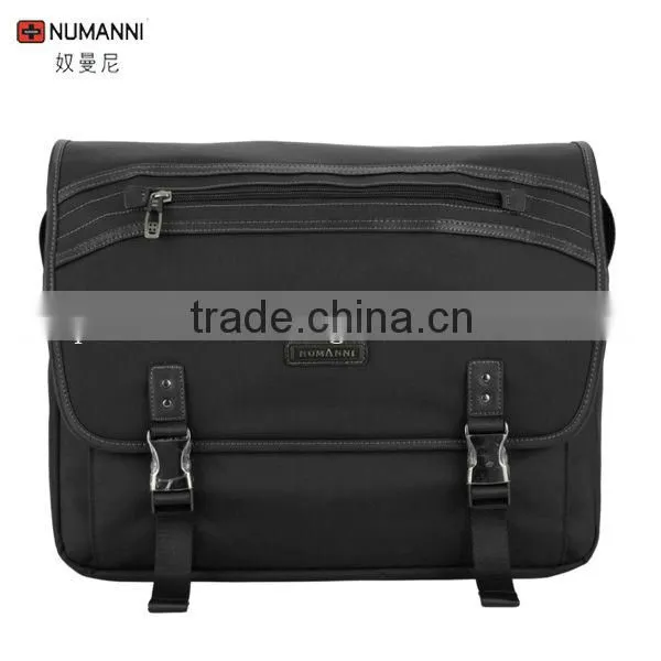 fashion new stylish waterproof and durable nylon waterproof messenger bag for men