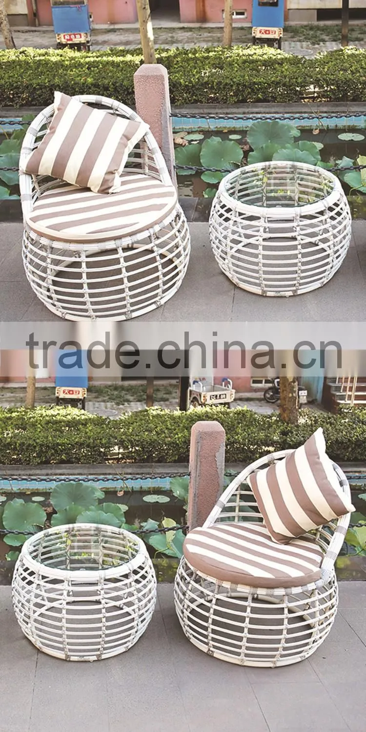 Round Shaped Outdoor Leisure White Soft PE Rattan Material Bali Synthetic Rattan Furniture