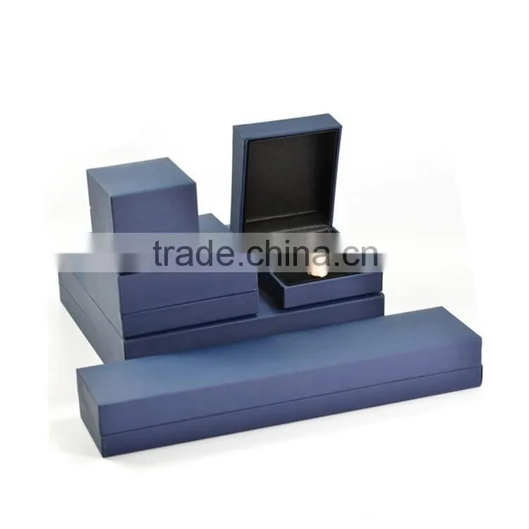 pu jewelry box gift box .custom made jewelry box