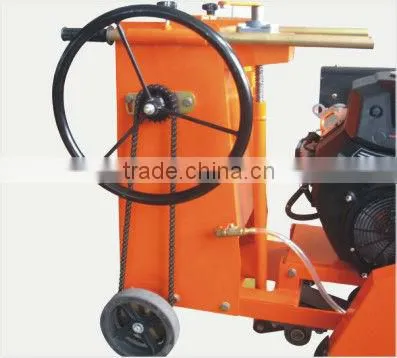 WKC700 handle road concrete cutter 20mm depth by honda engine cutting blade for sale