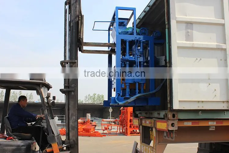 China famous brand factory price concrete block molding machine,Simple hollow block making machine line QT40-1