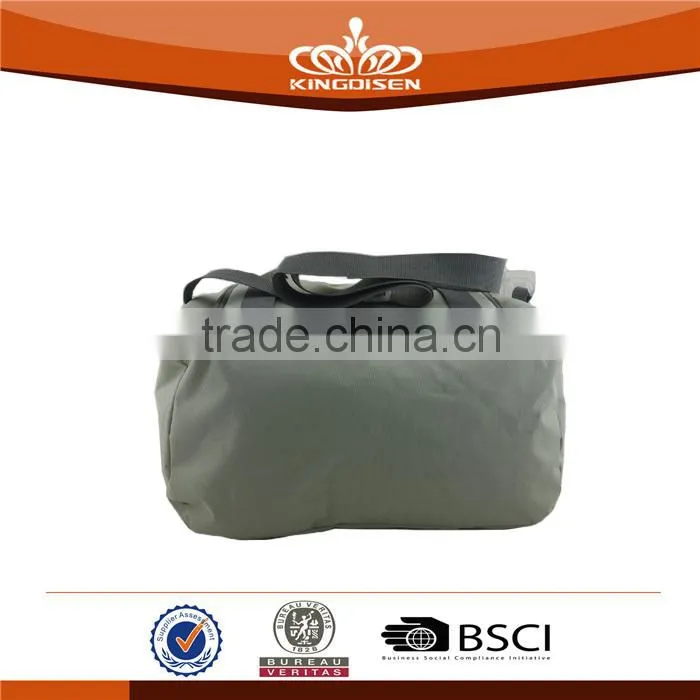 Convenient large capacity travel bag for traveling