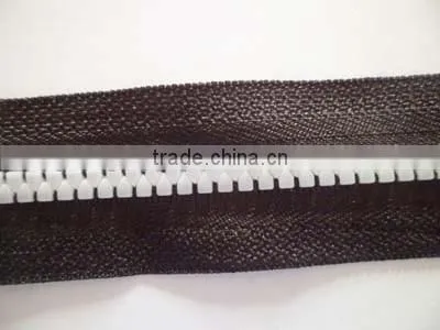 5# plastic resin YKK teeth zipper open end zipper new style zipper coate zipper