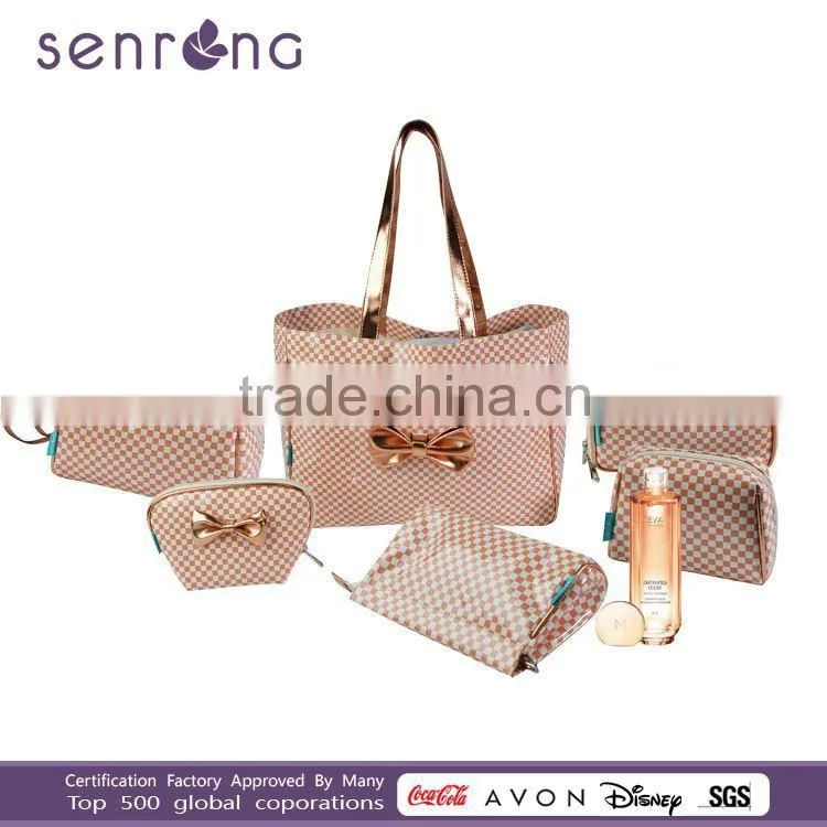 professional design any kinds of woman Mesh cosmetic bag/fashion handbag