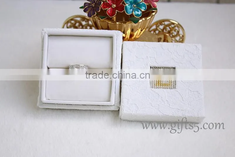 Custom Unique box for wedding rings for sale with beaded name plate of L
