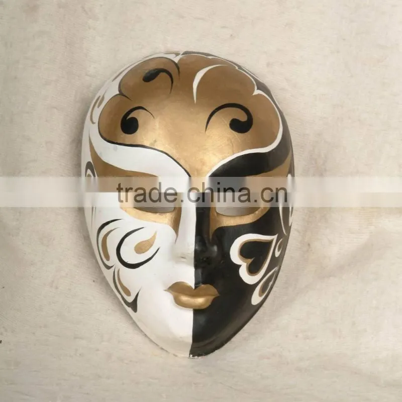Operas Mask