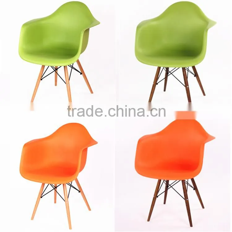 Woodlegs Plastic Dining Arm Chair