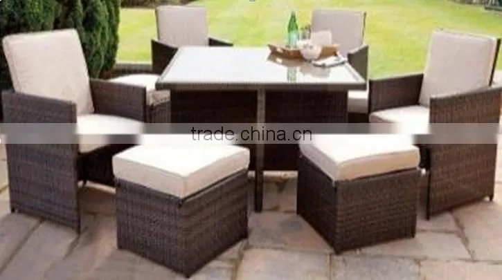 PE Rattan Furniture Set in Garden Out door Furniture