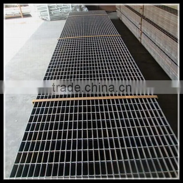 circle steel grating with hole ISO 9001 WITH 20years factory