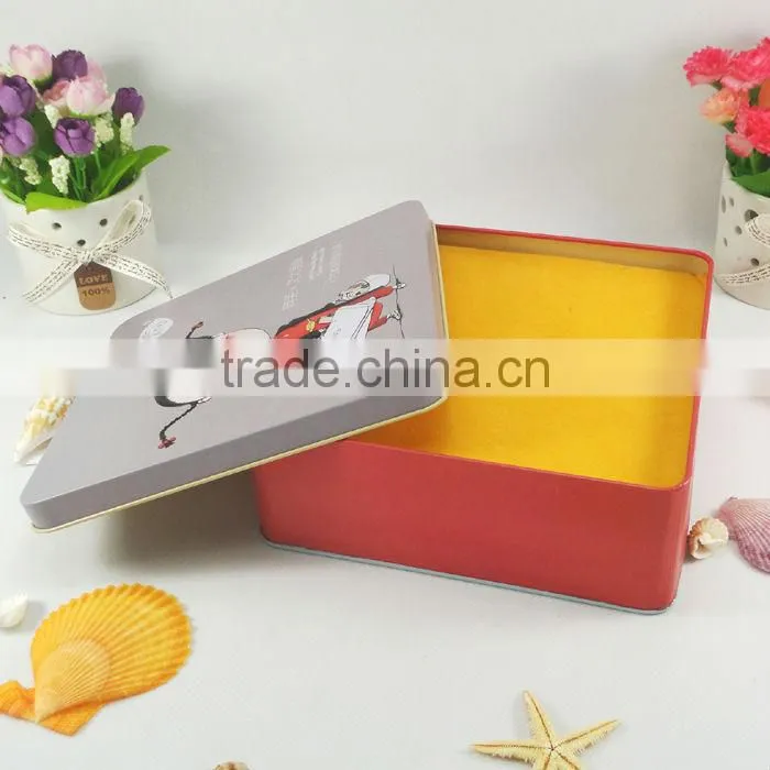 square tin box with window
