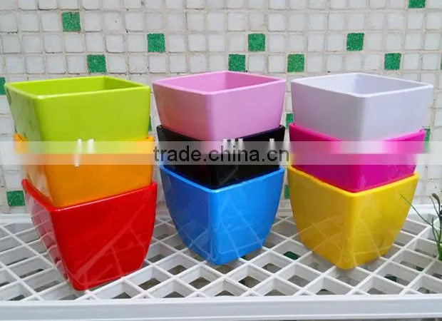 Garden supplies attractive colorful plastic wholesale flower pots