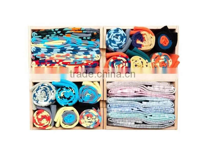 Wholesale Custom Men's Bright Camo Running Socks