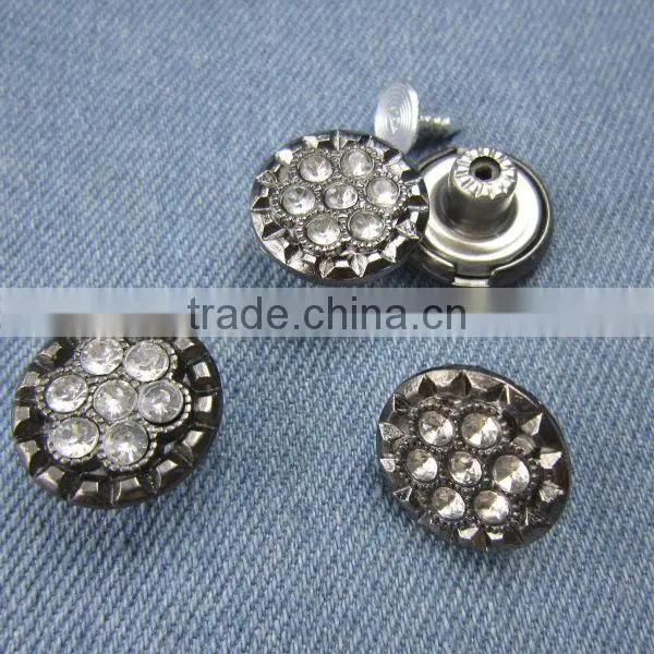 Rhinestone Noble Jean Buttons metal detector