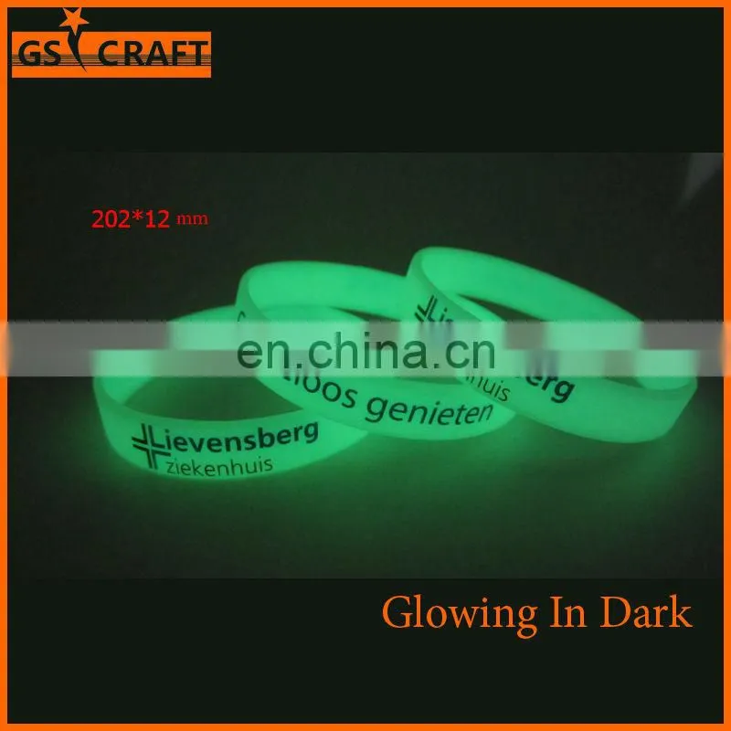 Custom Made glowing in dark Silicone Bracelet with printing in Any Color