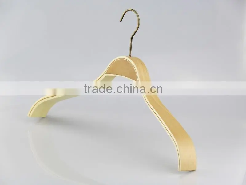 low price natural laminated wooden hanger for clothes