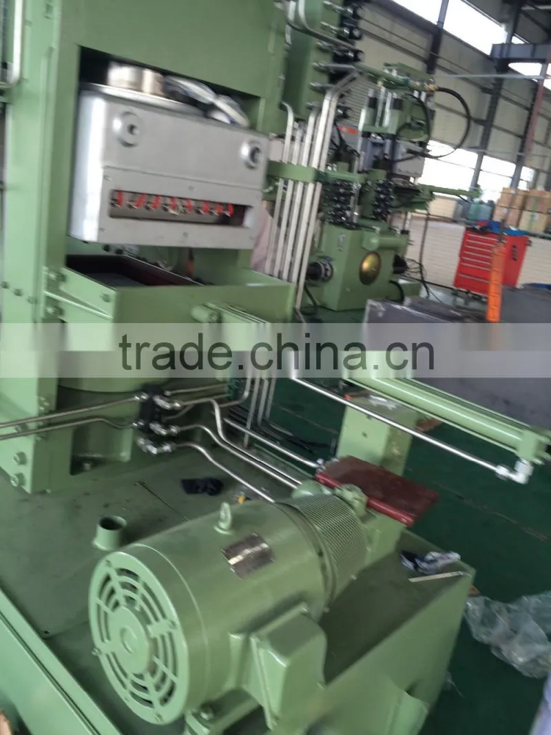High quality vacuum rubber molding machine