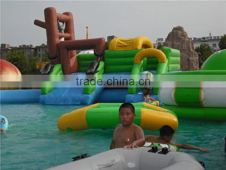 Lanqu inflatable water park with Pool and Slide
